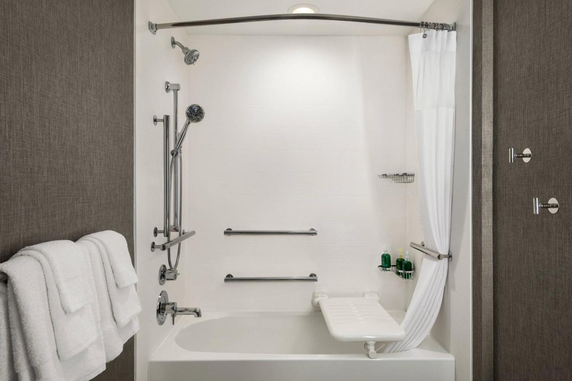Springhill Suites By Marriott Milwaukee West/Wauwatosa Eksteriør bilde